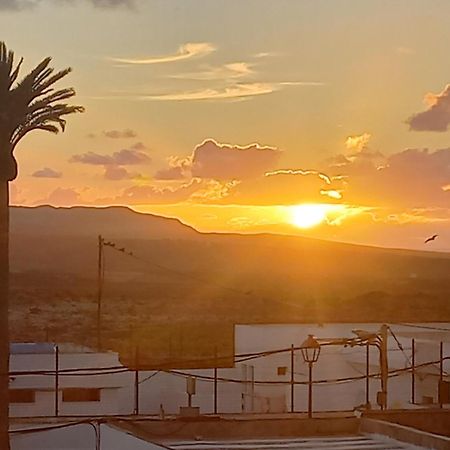 Sunset House Hotel Soo Екстериор снимка